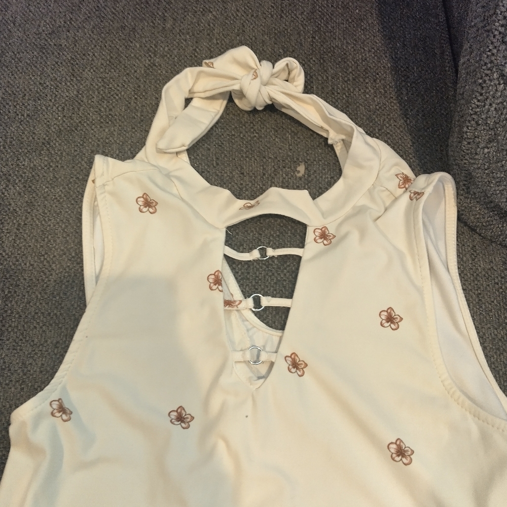 Dress - Picture 3 of 4